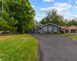 Property for Sale on 2656 WESTSHORE Crescent, 