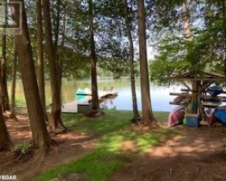 Cottage for Sale on Wren Lake