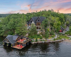 Cottage for Sale on Lake Muskoka