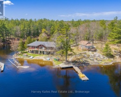 Cottage for Sale on Tea Lake