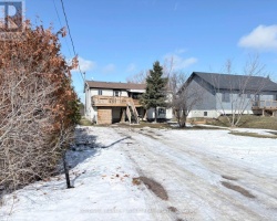 Cottage for Sale on Canal Lake