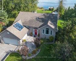 Cottage for Sale on Scugog Lake