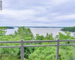 Cottage for Sale on Lake Muskoka