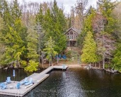 Cottage for Sale on Redstone Lake