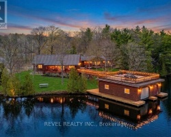 Cottage for Sale on Baxter Lake