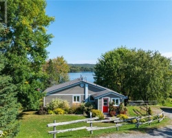 Cottage for Sale on Fairy Lake