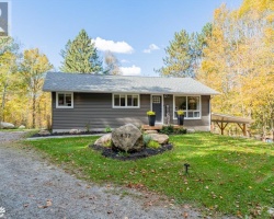 Property for Sale on 437 Mountain Street, Haliburton