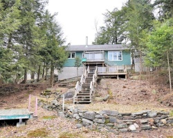 Cottage for Sale on Roberts Lake