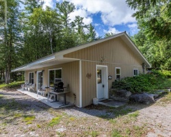 Cottage for Sale on Silver Lake