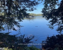 Cottage for Sale on Prospect Lake