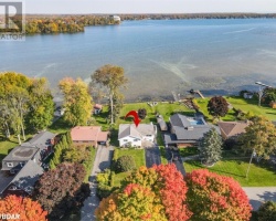 Cottage for Sale on Lake Simcoe