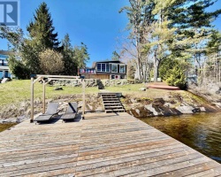 Cottage for Sale on Gull Lake