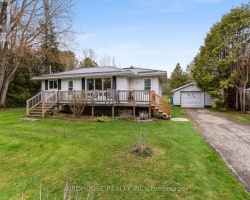 Cottage for Sale on Pigeon Lake