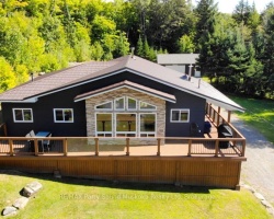 Cottage for Sale on Manitouwabing Lake