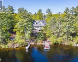 Cottage for Sale on Six Mile Lake