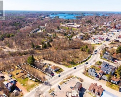 Property for Sale on 825 MUSKOKA ROAD S, Gravenhurst (Muskoka (S))