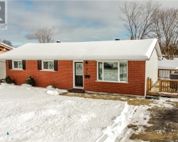 Property for Sale on 2 Walker Avenue, Orillia