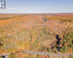 Cottage for Sale on North Pigeon Lake
