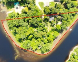 Cottage for Sale on Magnetawan River