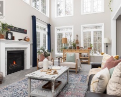 Cottage for Sale on Muskoka River