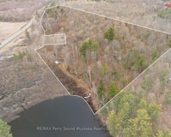 Cottage for Sale on Bell Lake
