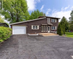 Cottage for Sale on Lake Simcoe