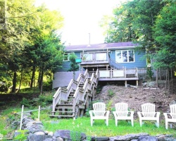 Cottage for Sale on Roberts Lake