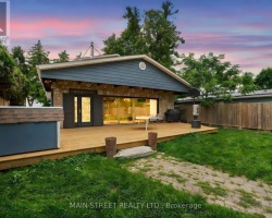 Cottage for Sale on Lake Simcoe