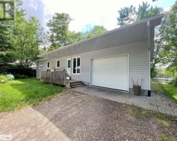 Cottage for Sale on Palette Lake