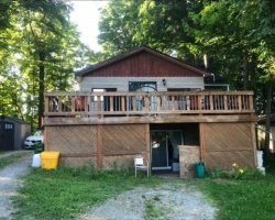 Cottage for Sale on Sturgeon Lake