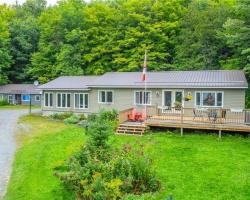 Cottage for Sale on Maple Lake