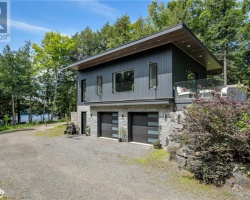 Cottage for Sale on Lake Muskoka