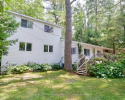 Cottage for Sale on Morrison Lake