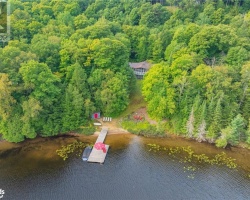 Cottage for Sale on Lake Of Bays